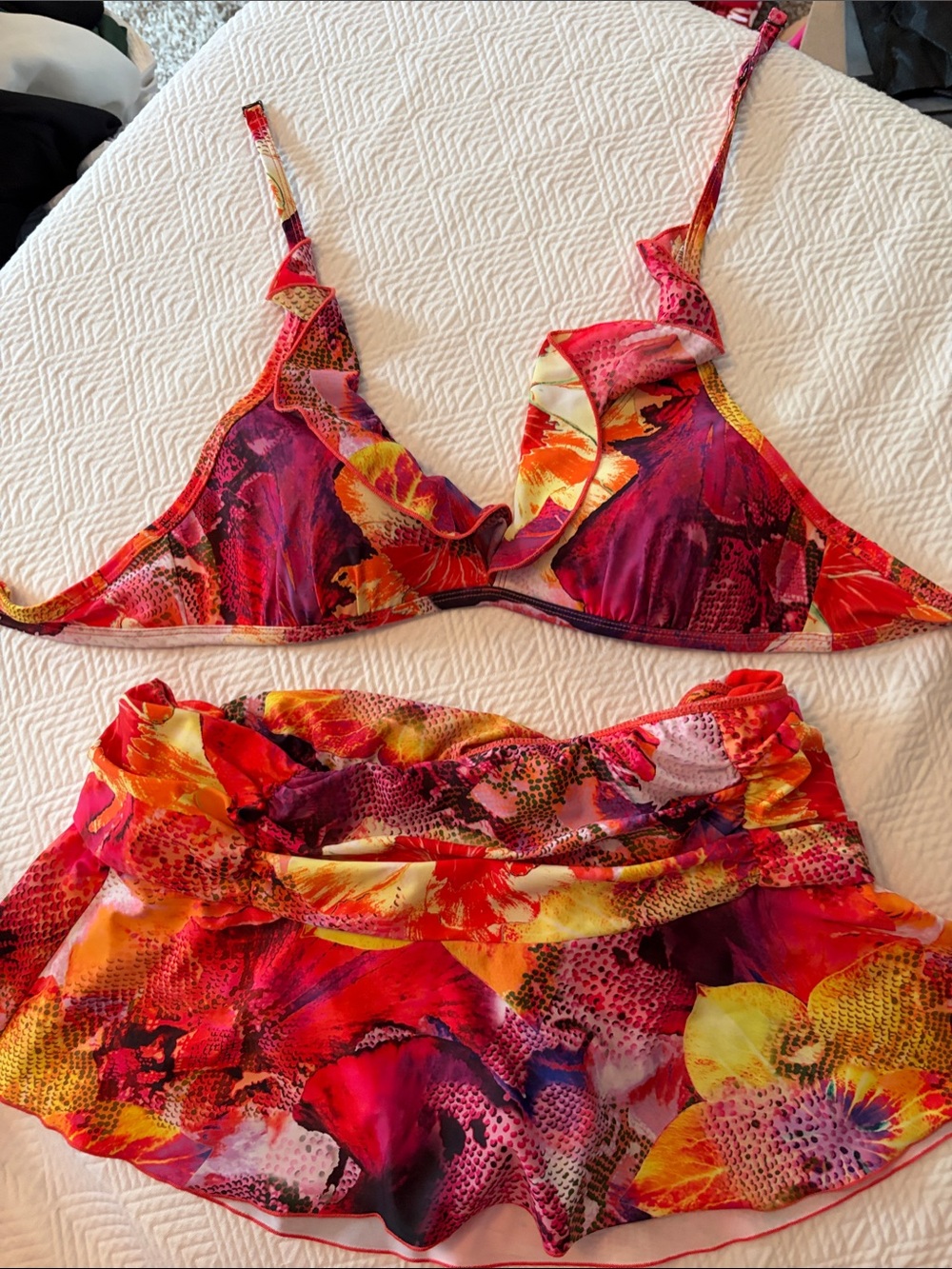 Kenneth Cole Reaction Pink Orange Yellow Floral Ruffle Bikini Set